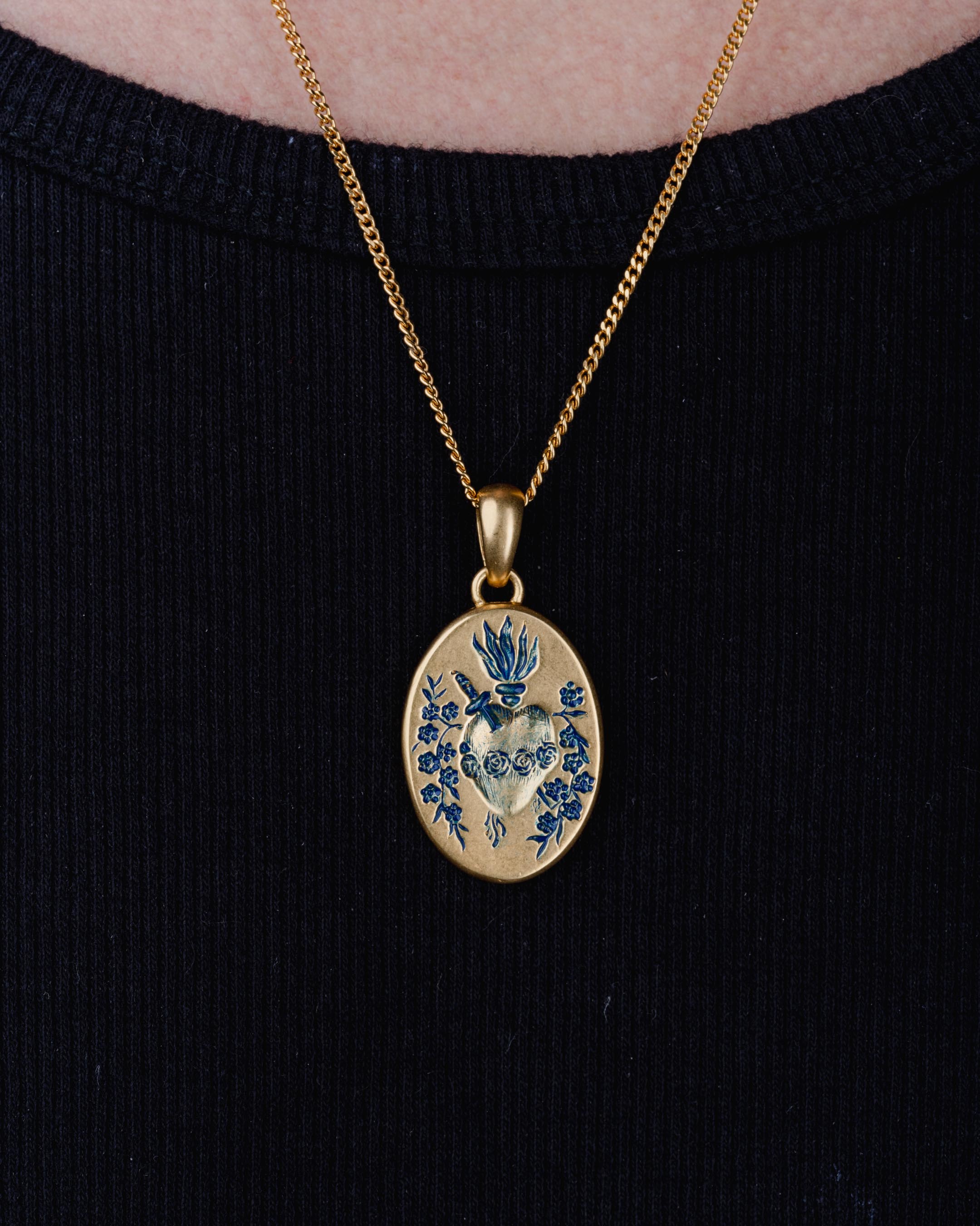 BLUE HEART PENDANT IN GOLD
