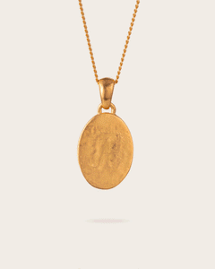 Vintage Oval Pendant In GOLD