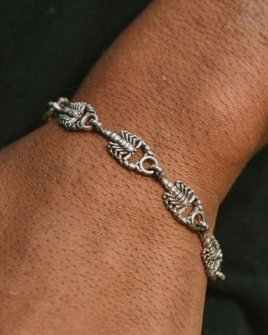 SCORPION BRACELET IN SILVER