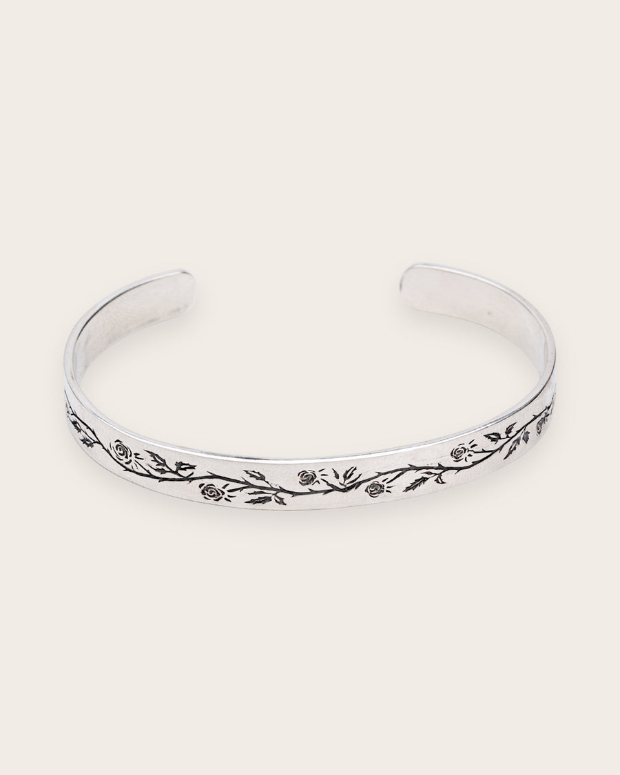 ENGRAVED ROSE CUFF IN SILVER