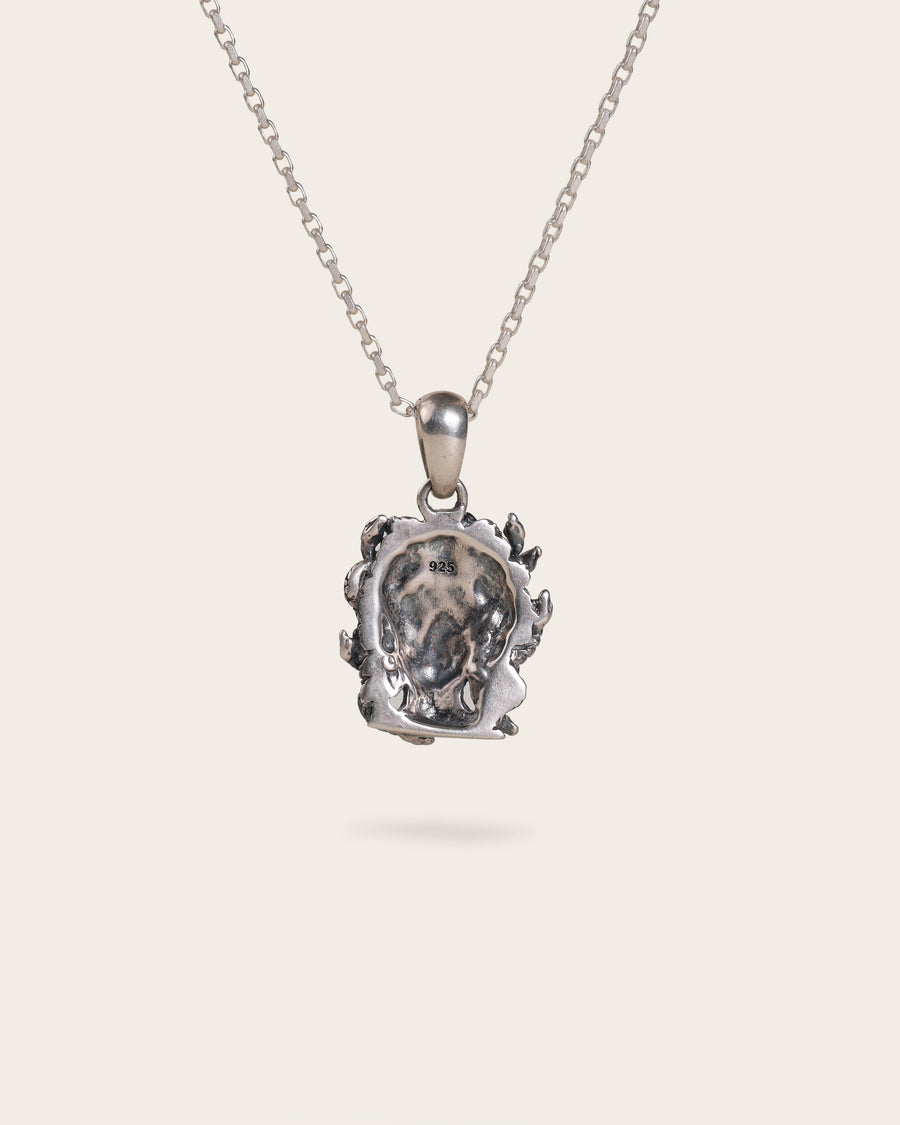 REY EYES MEDUSA NECKLACE IN SILVER