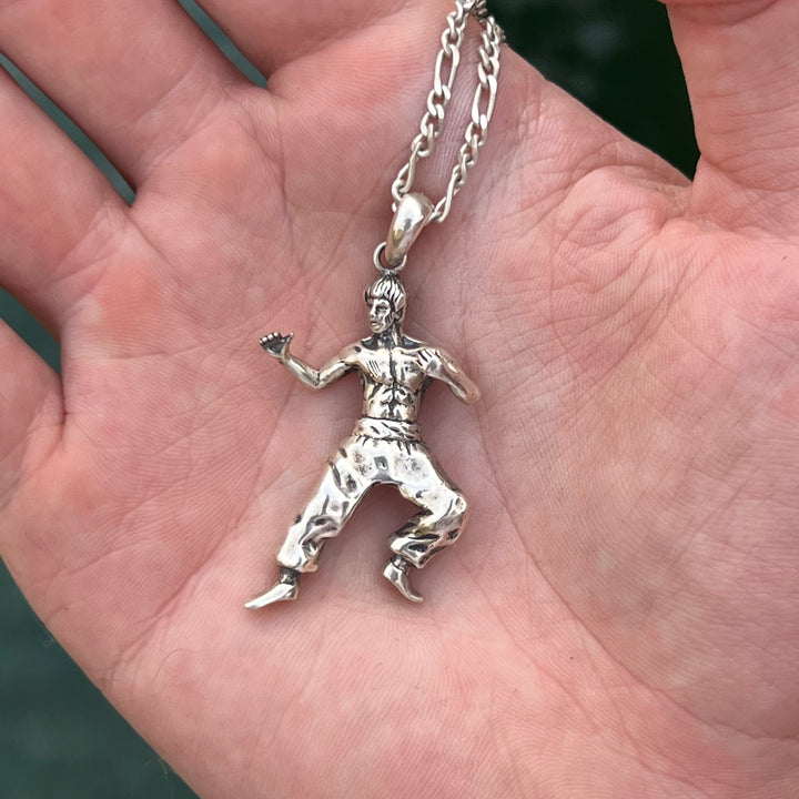BRUCE LEE PENDANT IN SILVER