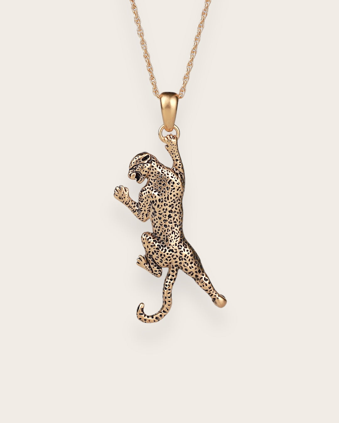 LEOPARD NECKLACE IN GOLD