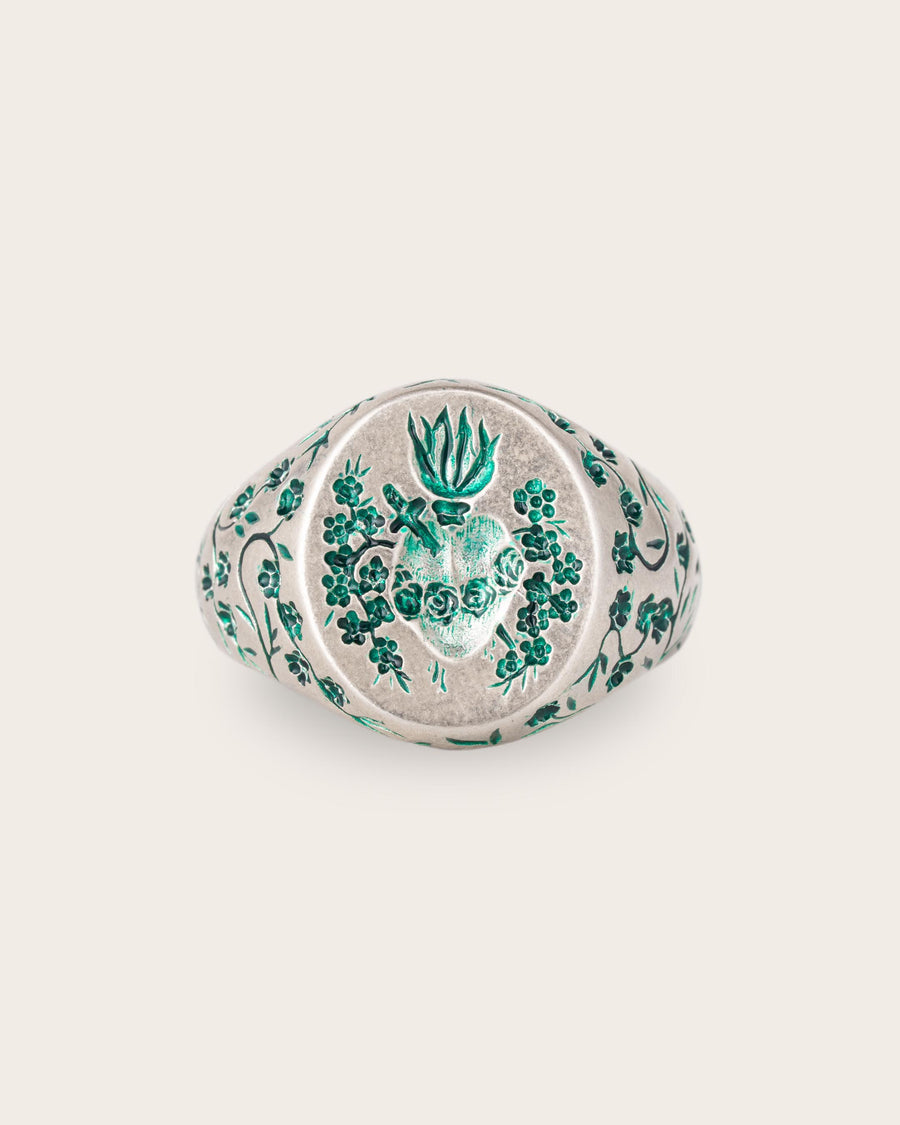 GREEN HEART SIGNET RING IN SILVER