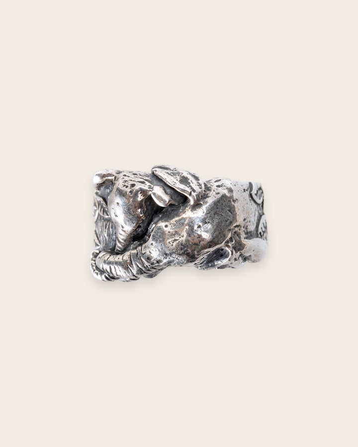 ELEPHANT RING IN SILVER