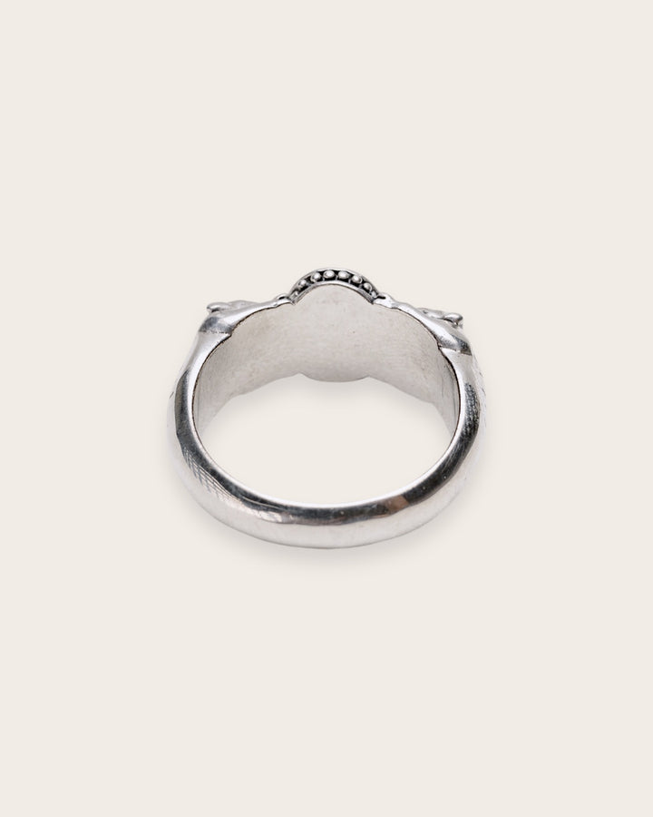 LION STONE RING IN SILVER