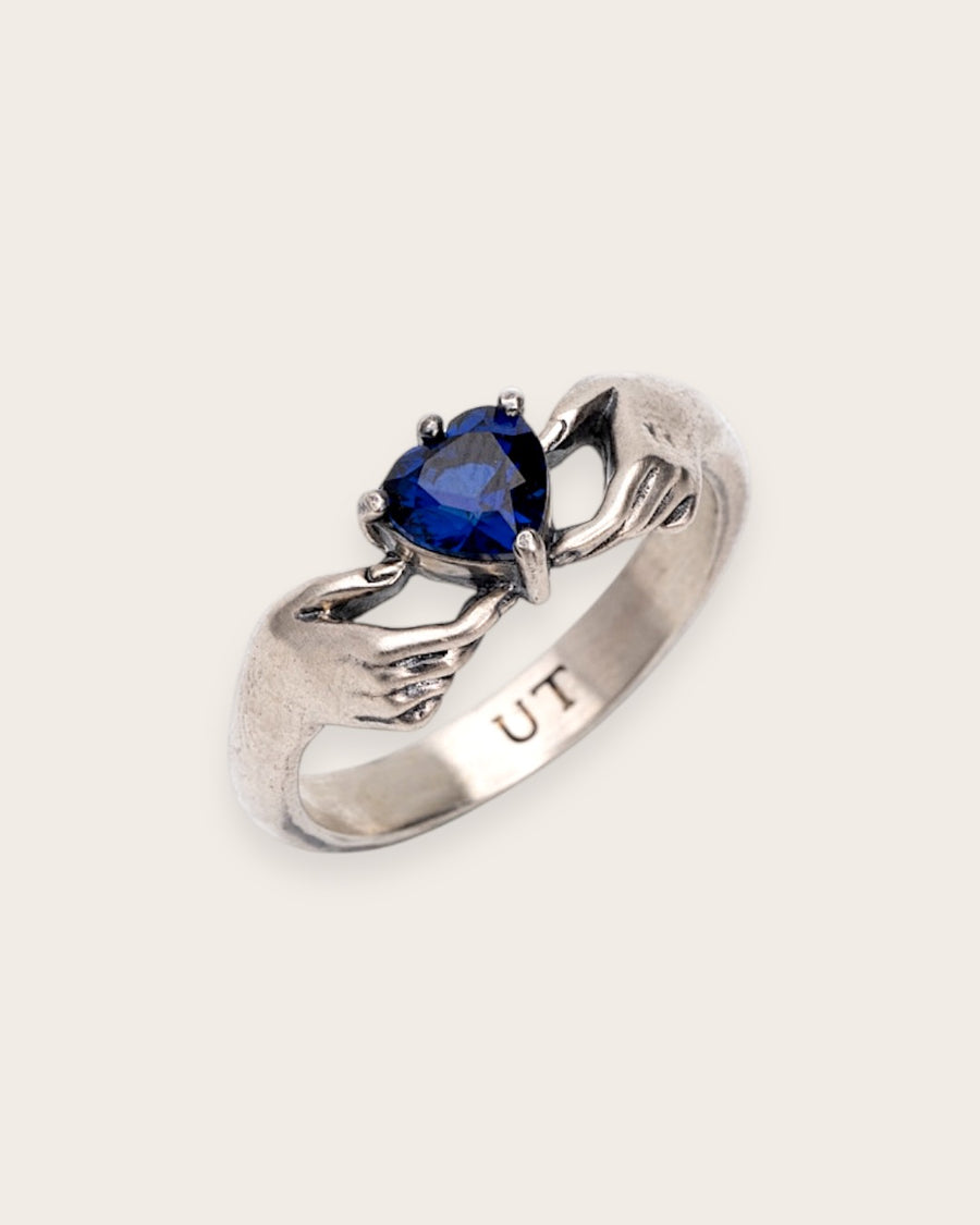 BLUE STONE HAND RING IN SILVER