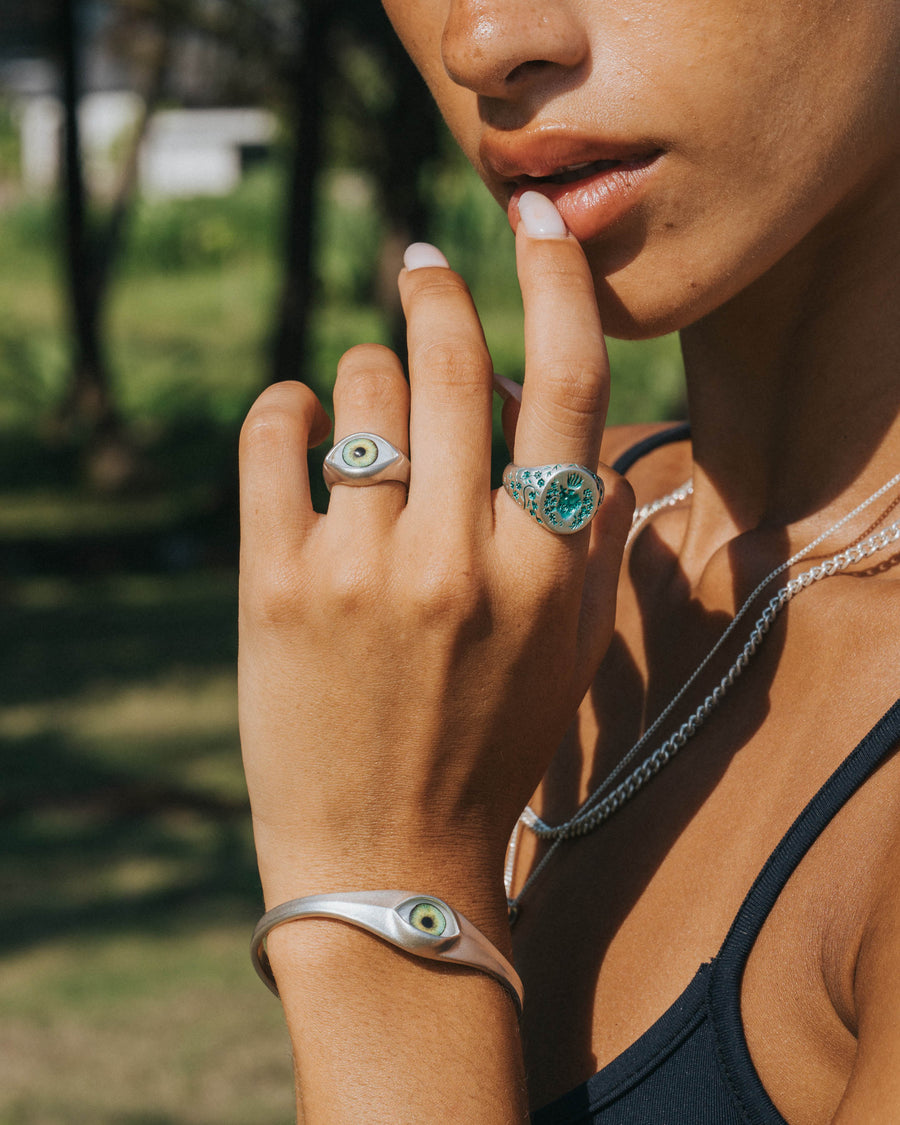 GREEN EYE CUFF IN SILVER