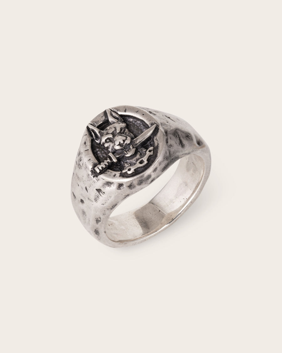 DOG AND DAGGER SIGNET RING IN SILVER
