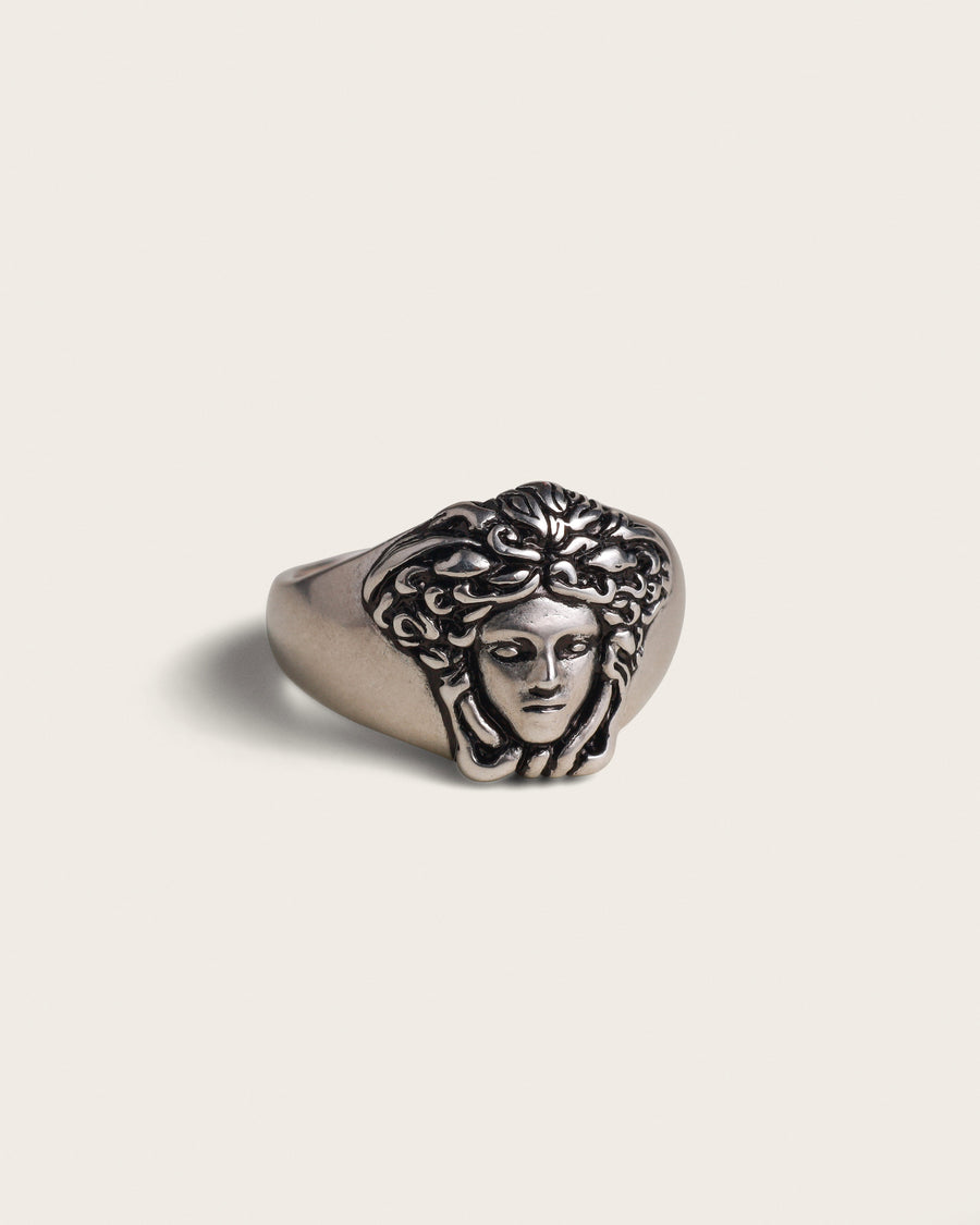 MEDUSA RING IN SILVER