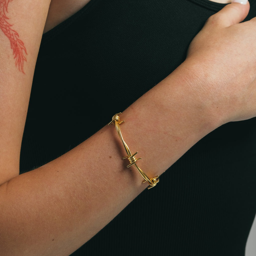 BARBED WIRE CUFF IN GOLD