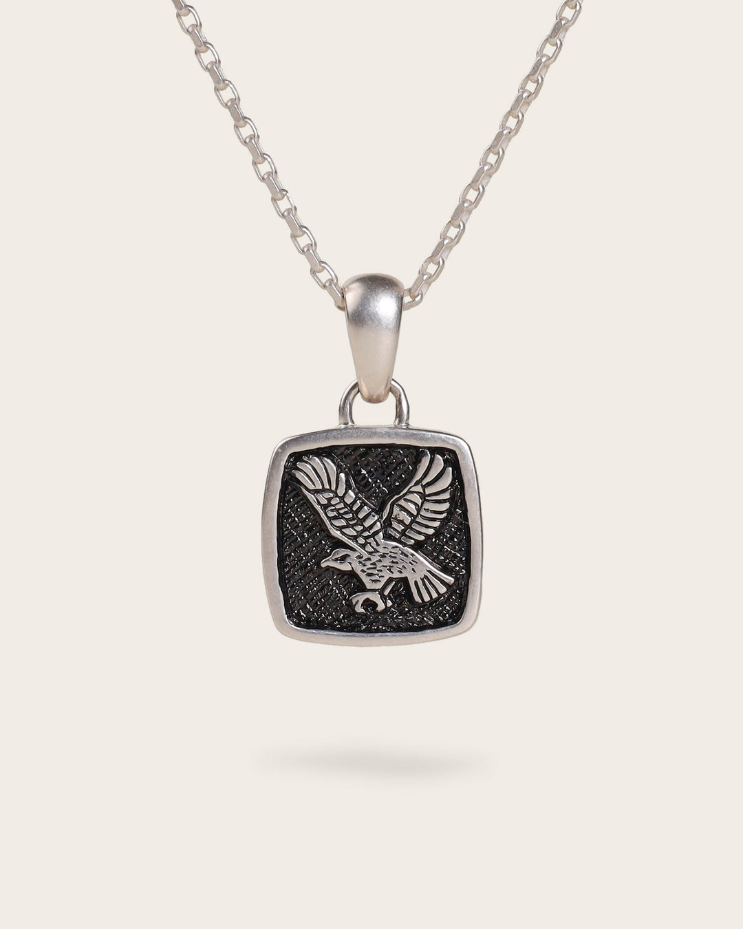 EAGLE NECKLACE IN SILVER