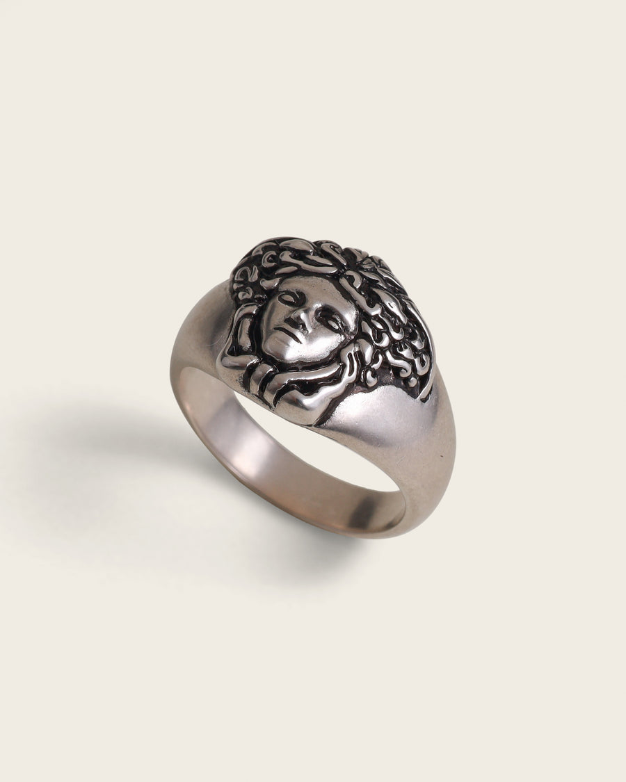 MEDUSA RING IN SILVER