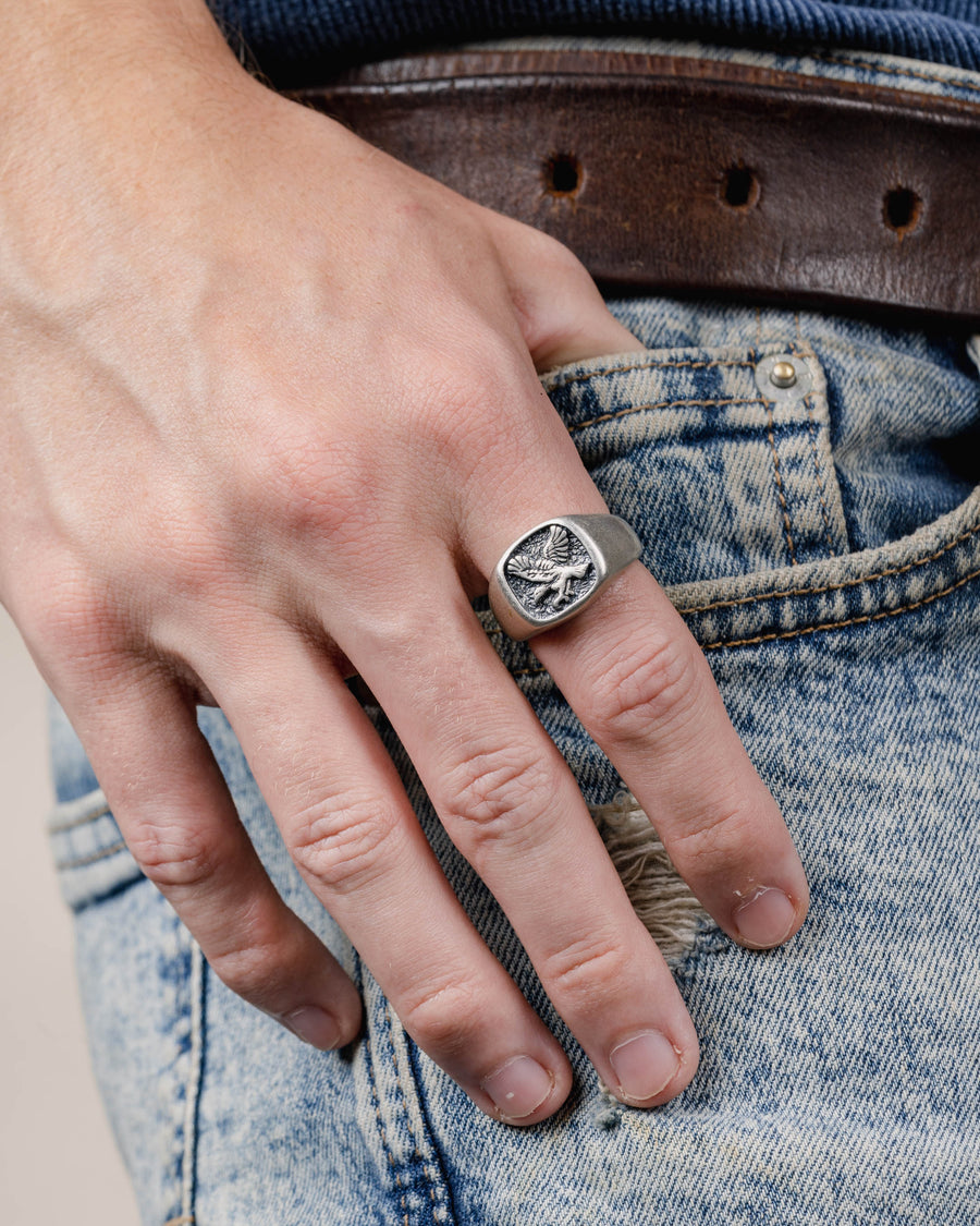 EAGLE RING IN SILVER