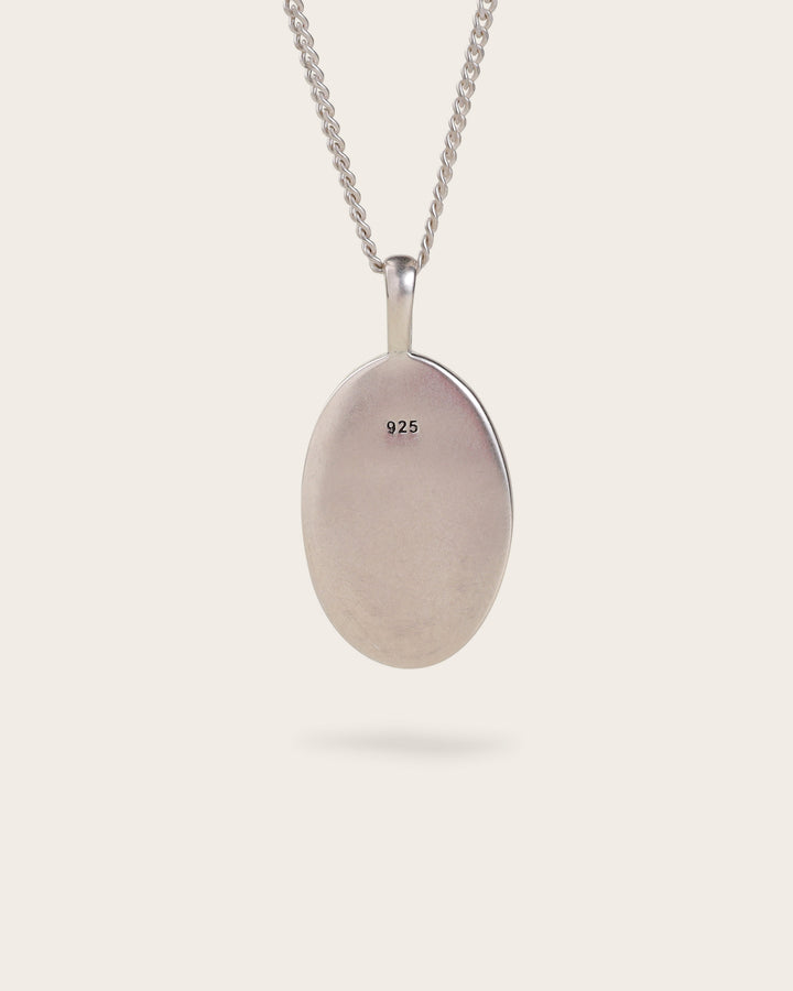 PRAY NECKLACE IN SILVER