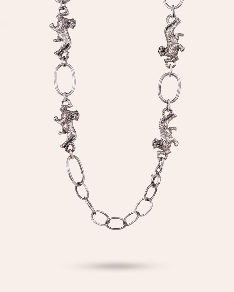 LEOPARD NECKCHAIN IN SILVER