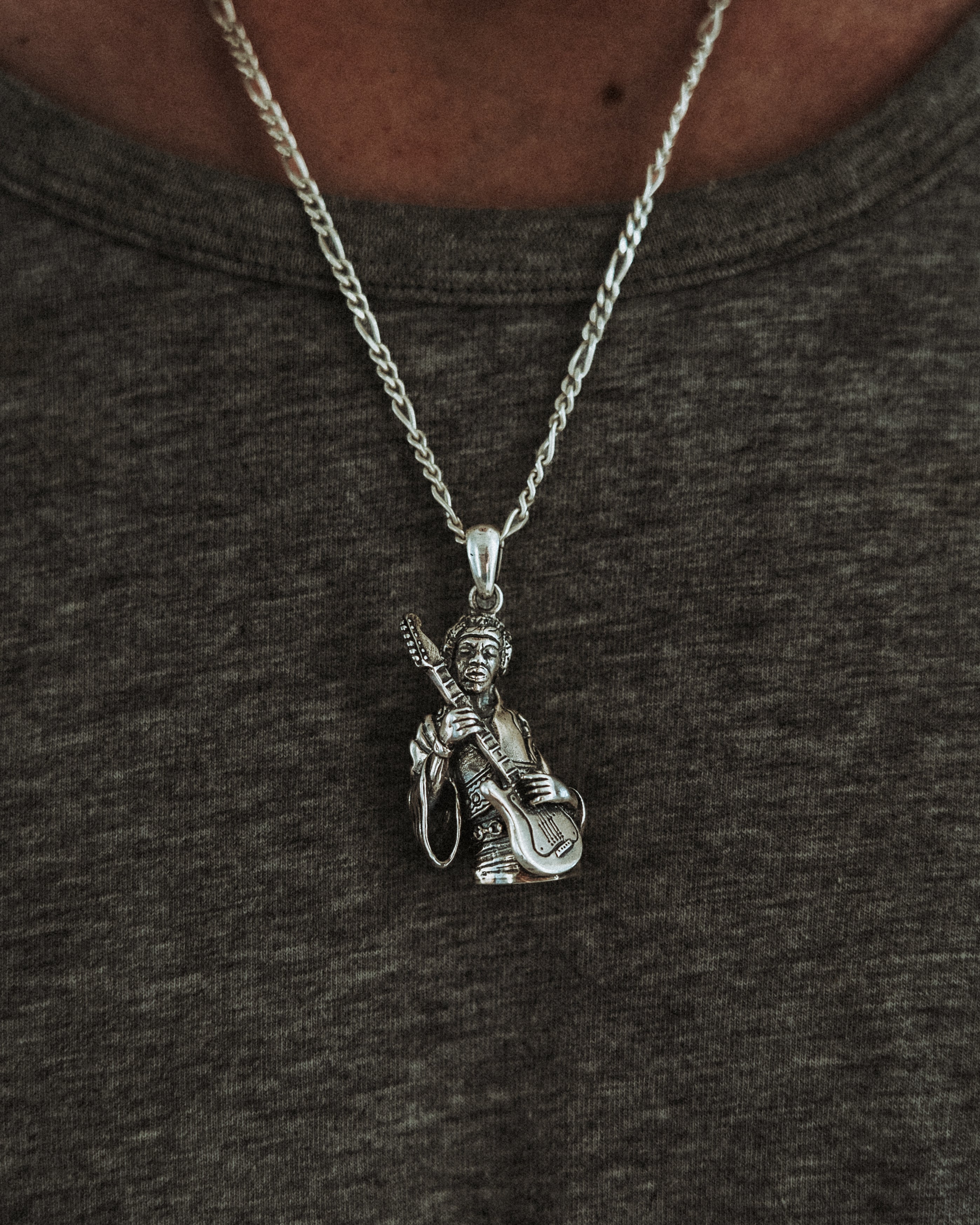 JIMI HENDRIX PENDANT IN SILVER