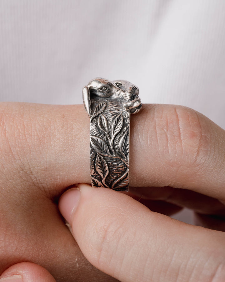 ELEPHANT RING IN SILVER
