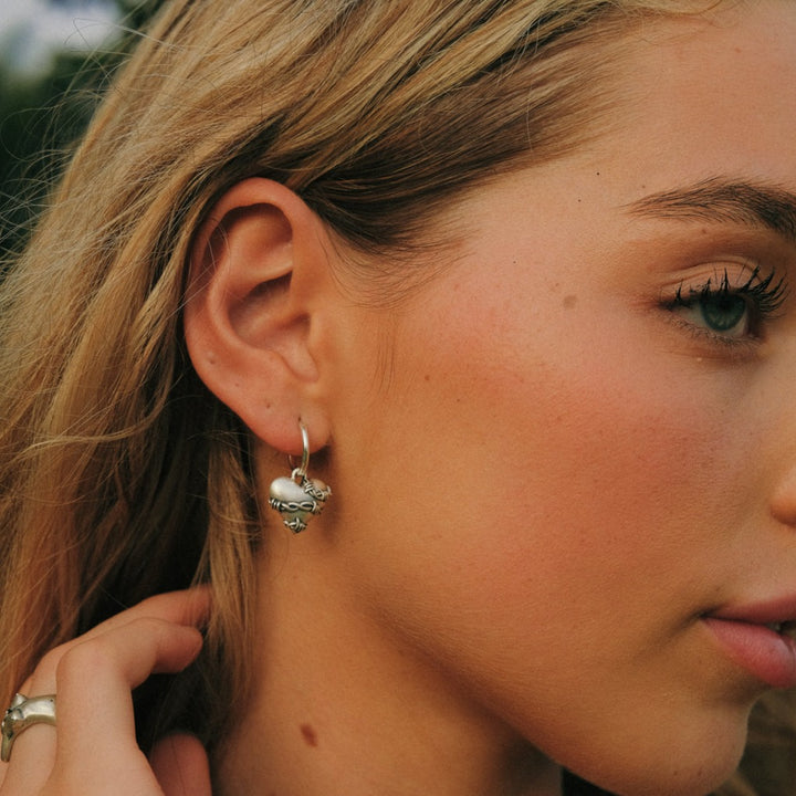 Barbwire Heart Earrings In Silver