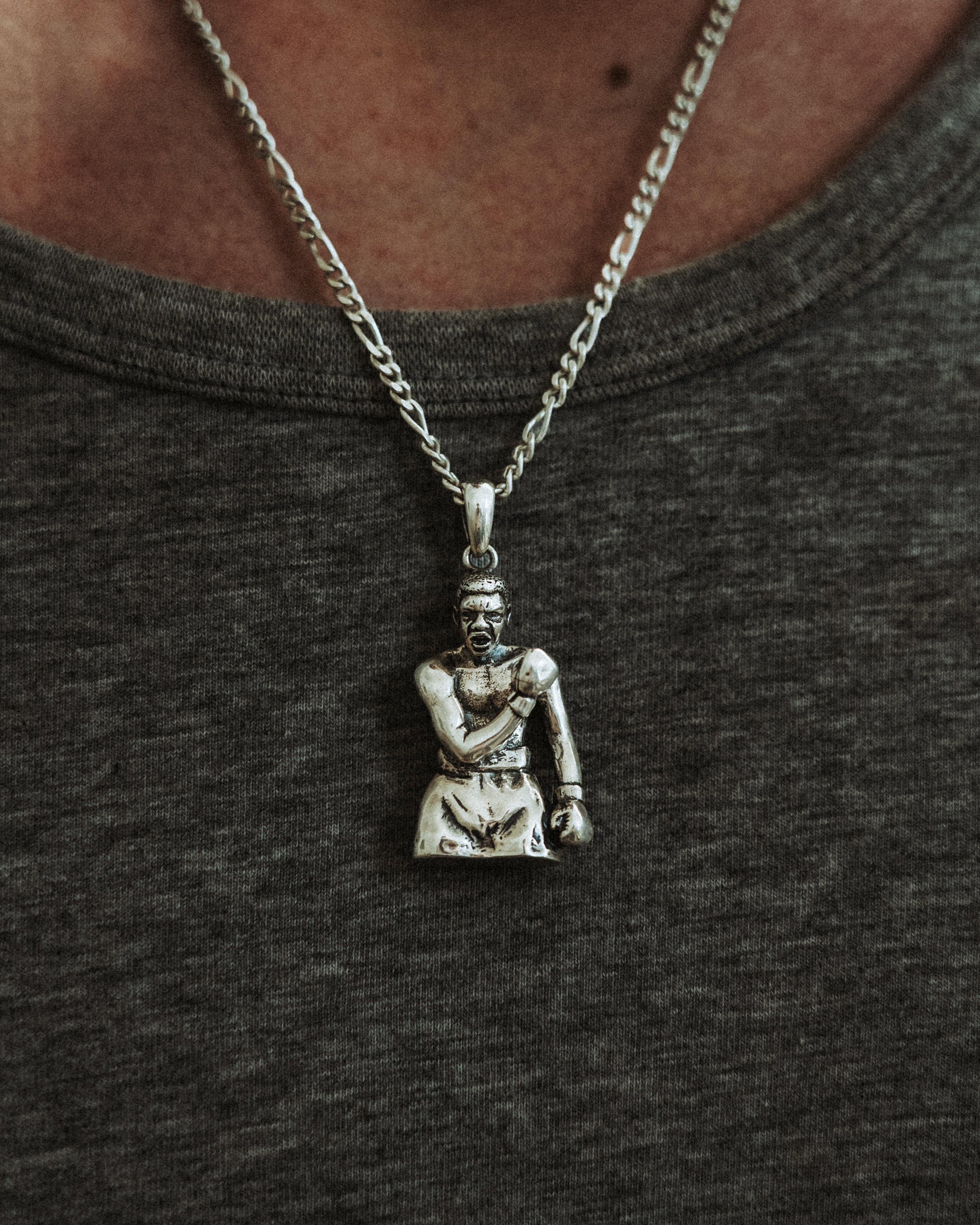 MUHAMMAD ALI PENDANT IN SILVER