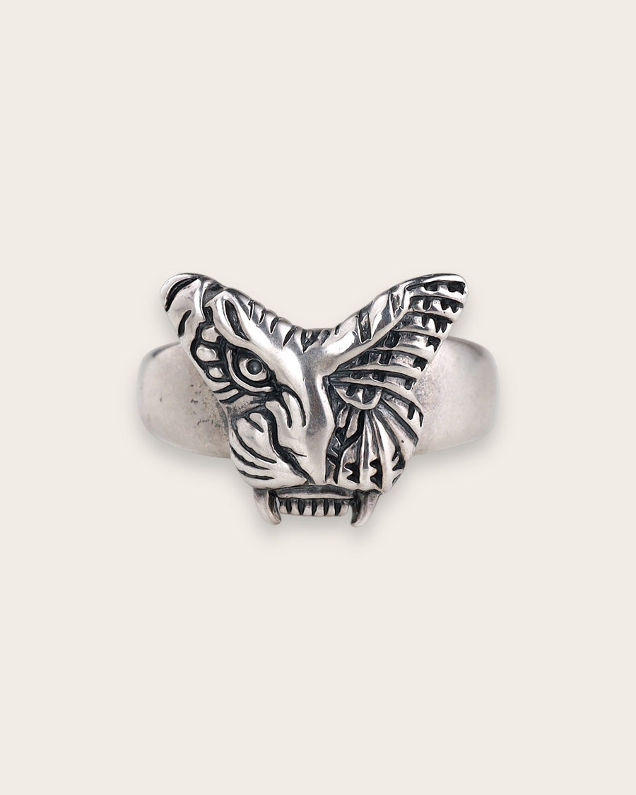 TIGER BUTTERFLY RING IN SILVER