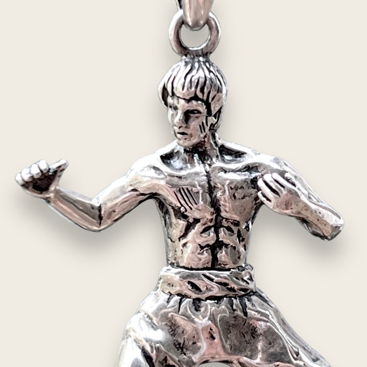 BRUCE LEE PENDANT IN SILVER