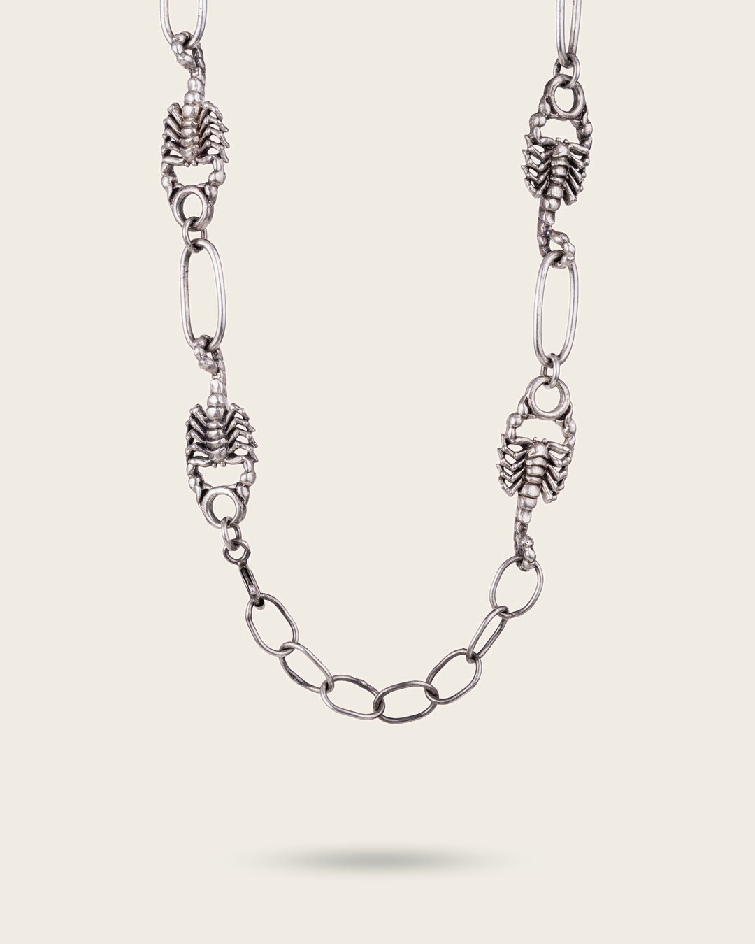 SCORPION NECKCHAIN IN SILVER