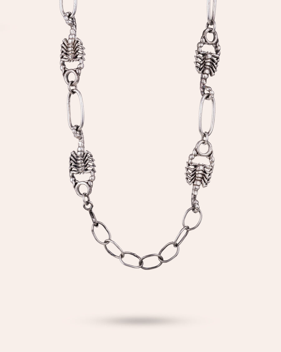 SCORPION NECKCHAIN IN SILVER