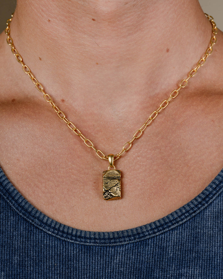 CRACKED NECKLACE IN GOLD