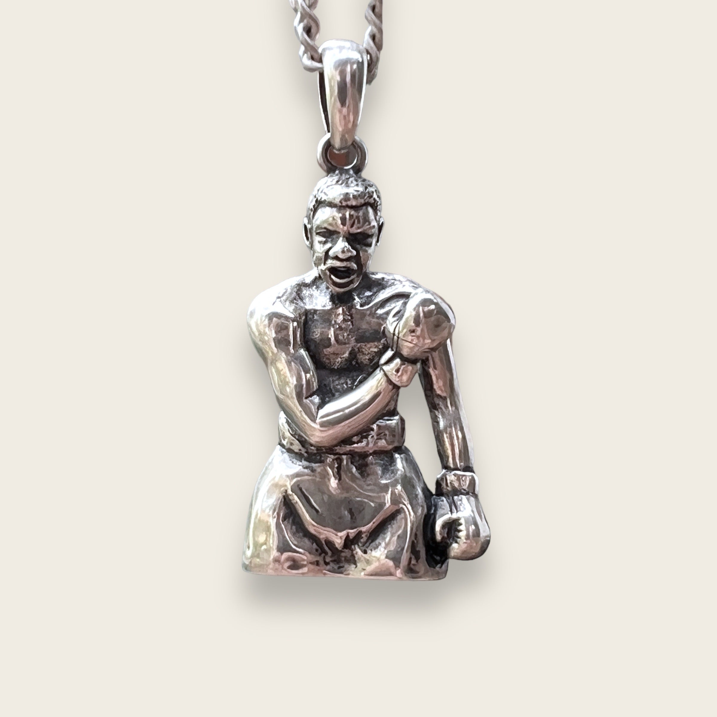 MUHAMMAD ALI PENDANT IN SILVER