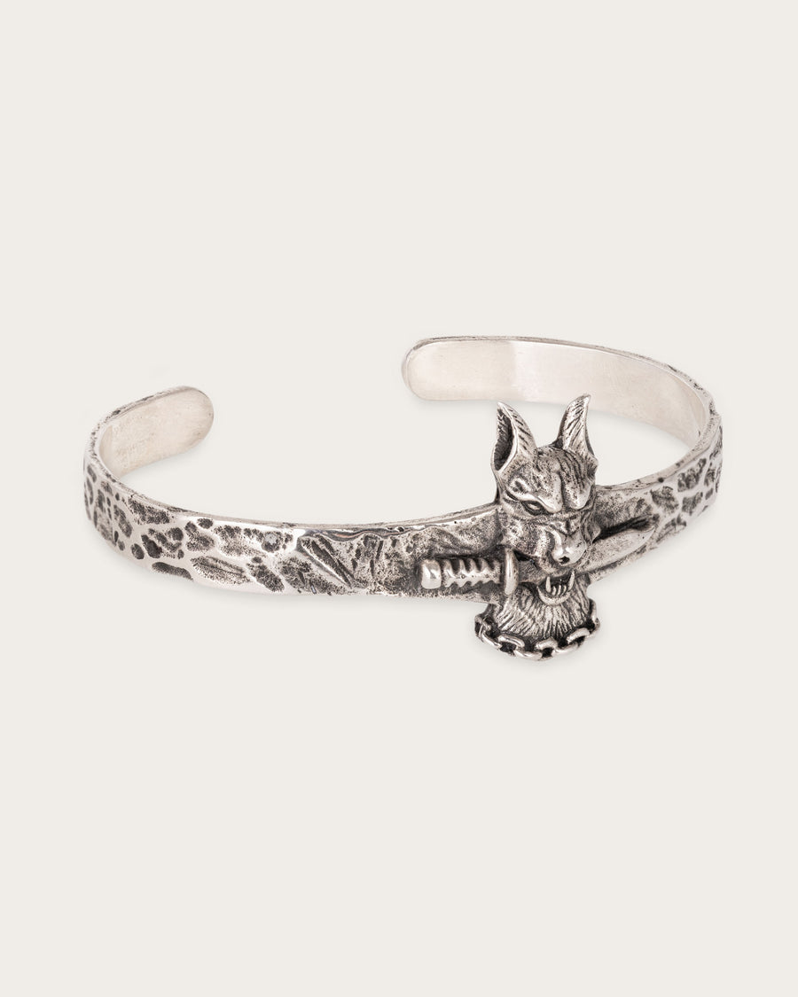 DOG & DAGGER CUFF IN SILVER