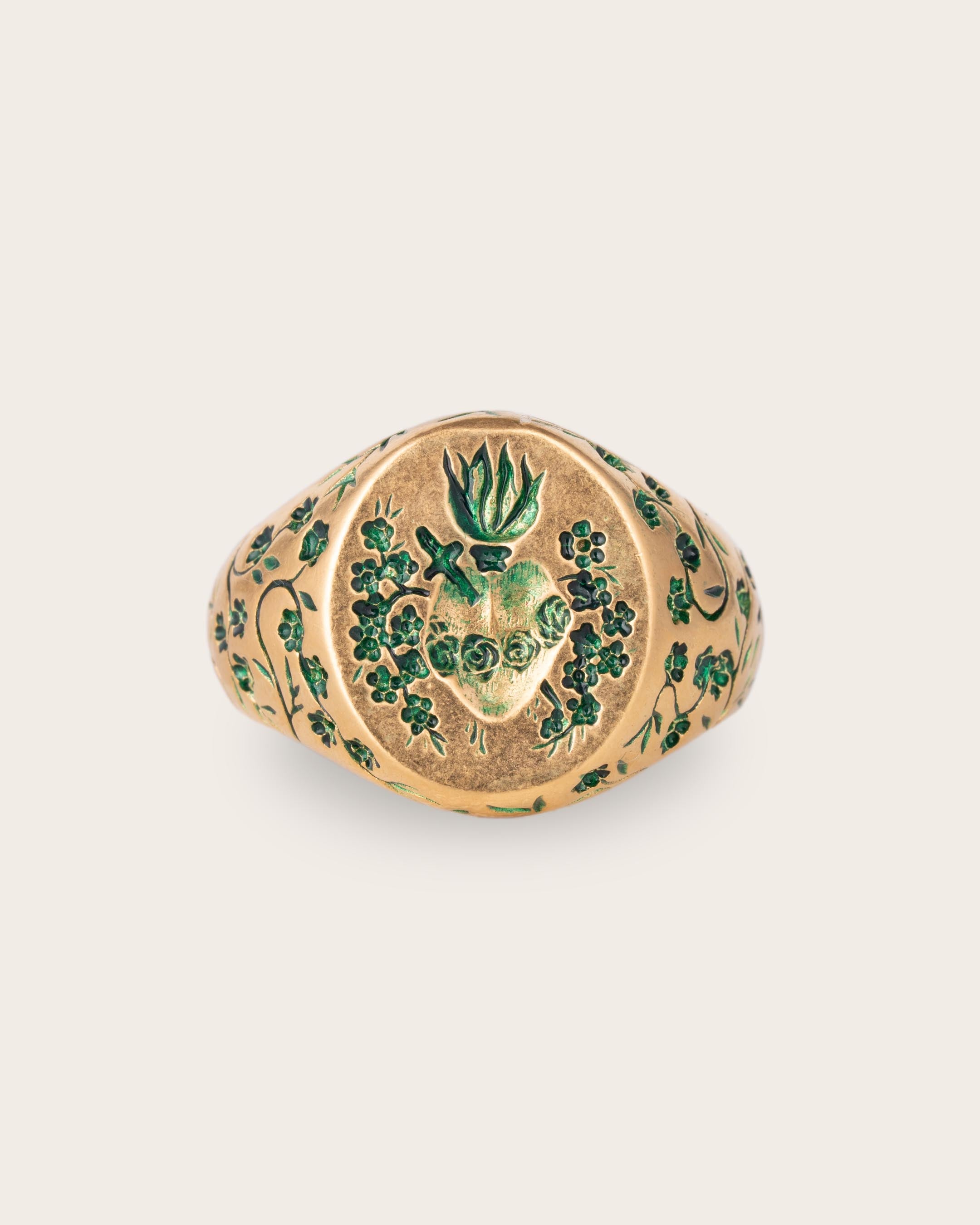 GREEN HEART SIGNET RING IN GOLD