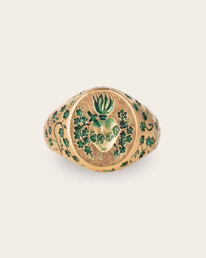 GREEN HEART SIGNET RING IN GOLD