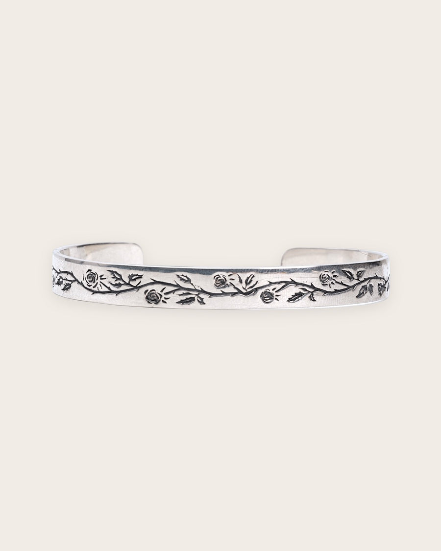 ENGRAVED ROSE CUFF IN SILVER