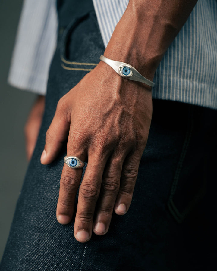 BLUE EYE CUFF IN SILVER
