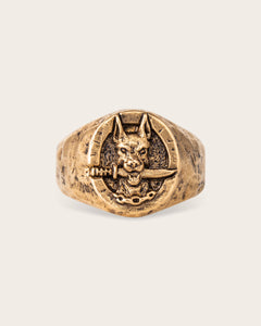 DOG AND DAGGER SIGNET RING IN GOLD