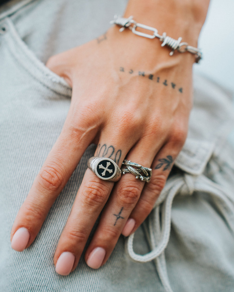 THORN RING IN SILVER