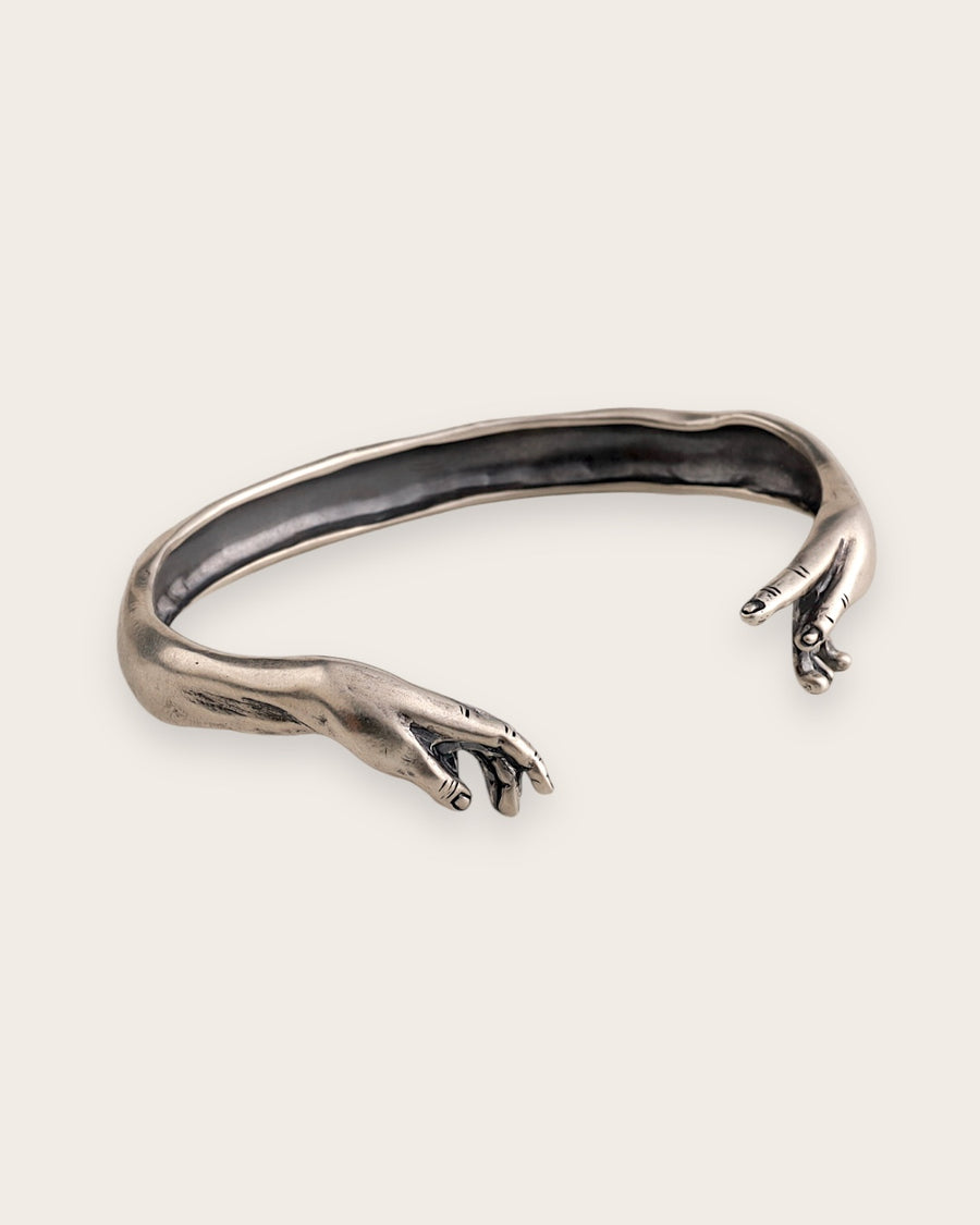 HAND OF GOD CUFF IN SILVER