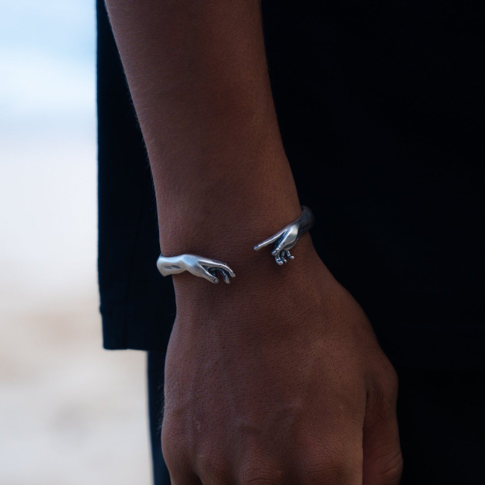 HAND OF GOD CUFF IN SILVER