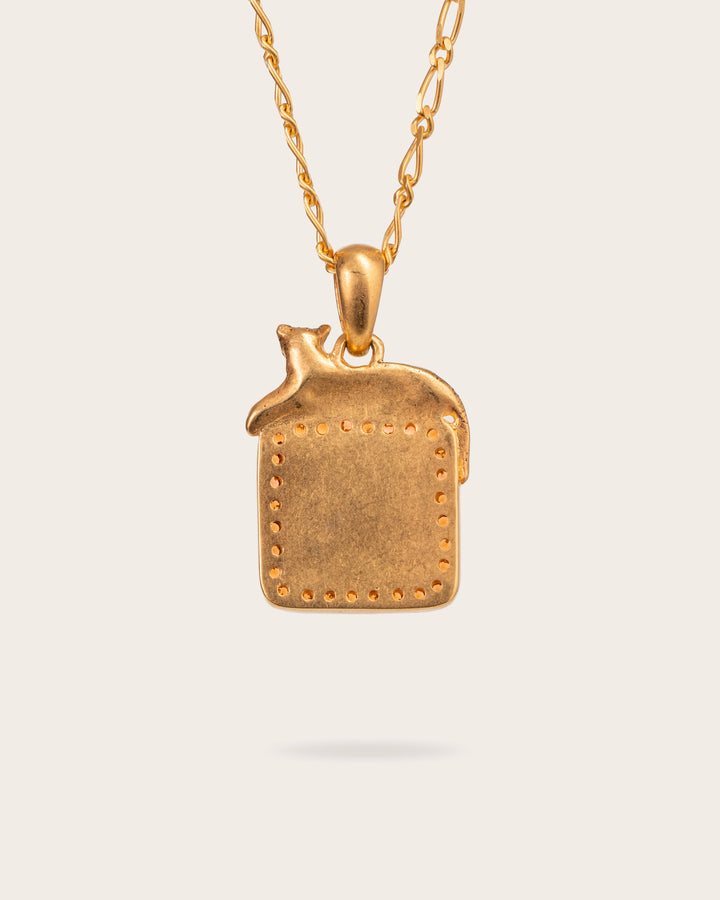 BLUE & RED LEOPARD GEMSTONE PENDANT IN GOLD