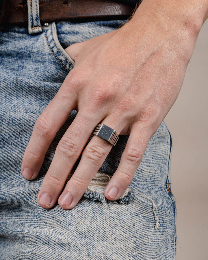 TIE-DYE MARBLE STONE RING IN SILVER