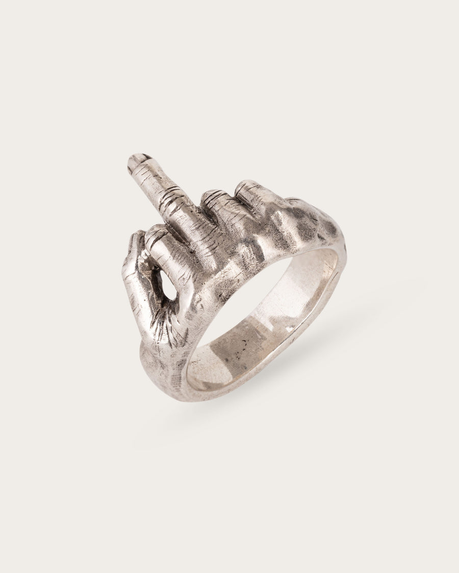 MIDDLE FINGER RING IN SILVER