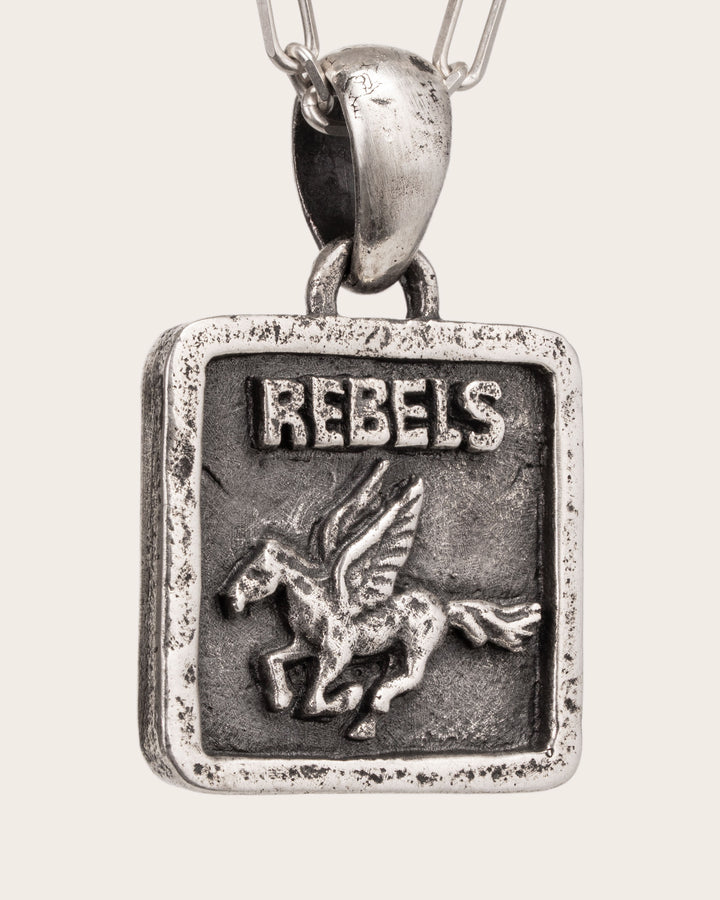REBELS PENDANT IN SILVER