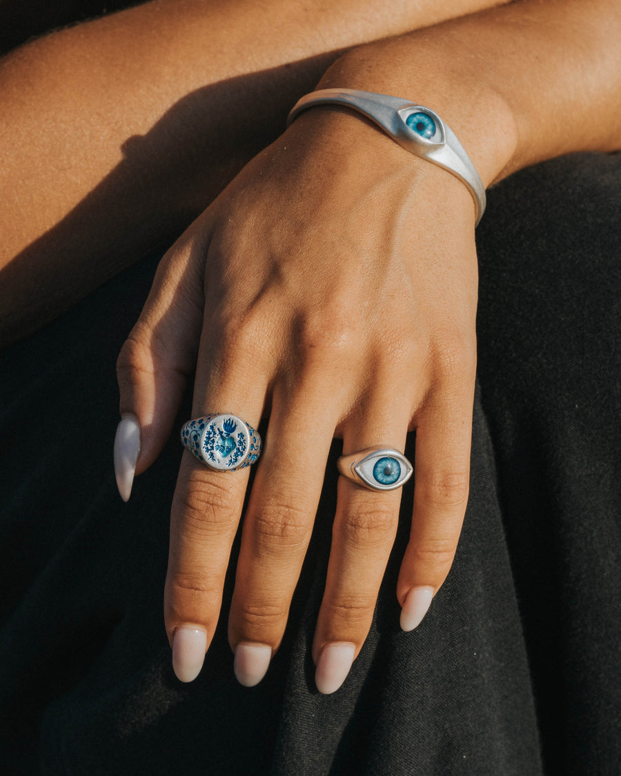 BLUE EYE RING IN SILVER