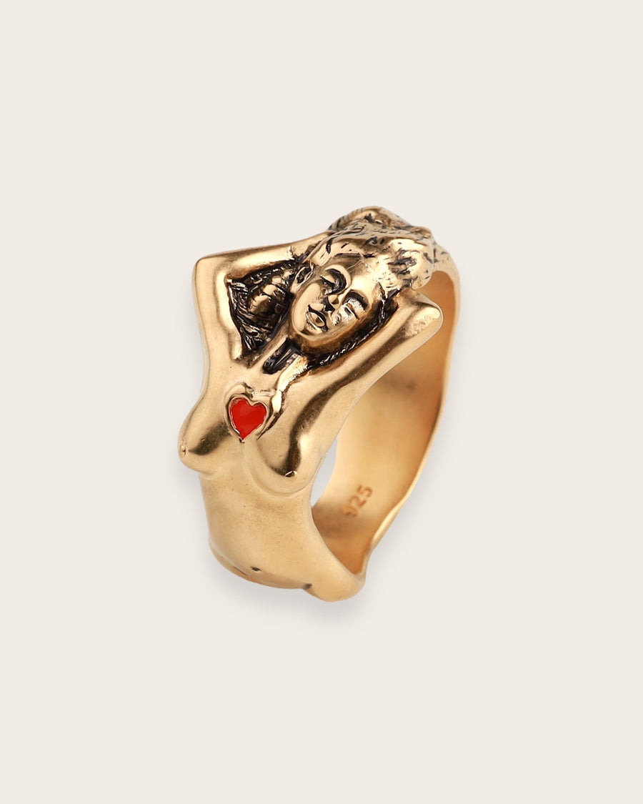 LADIES RING WITH RED STONE IN GOLD