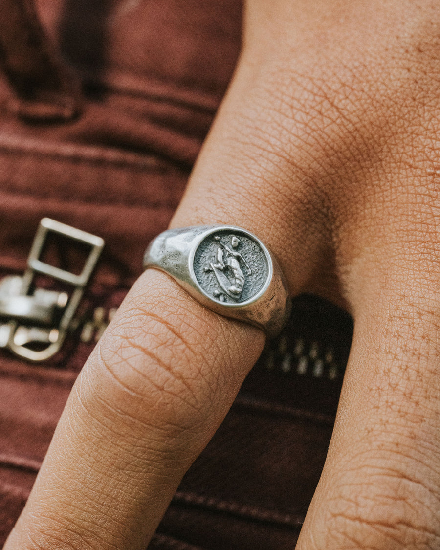 SKATE RING IN SILVER