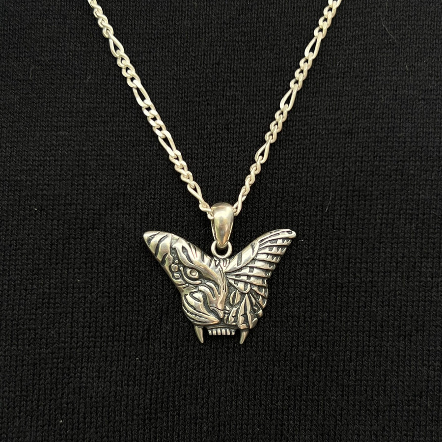 TIGER BUTTERFLY NECKLACE IN SILVER