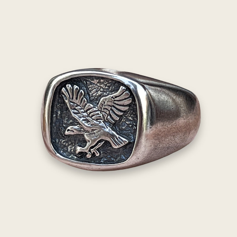 EAGLE RING IN SILVER