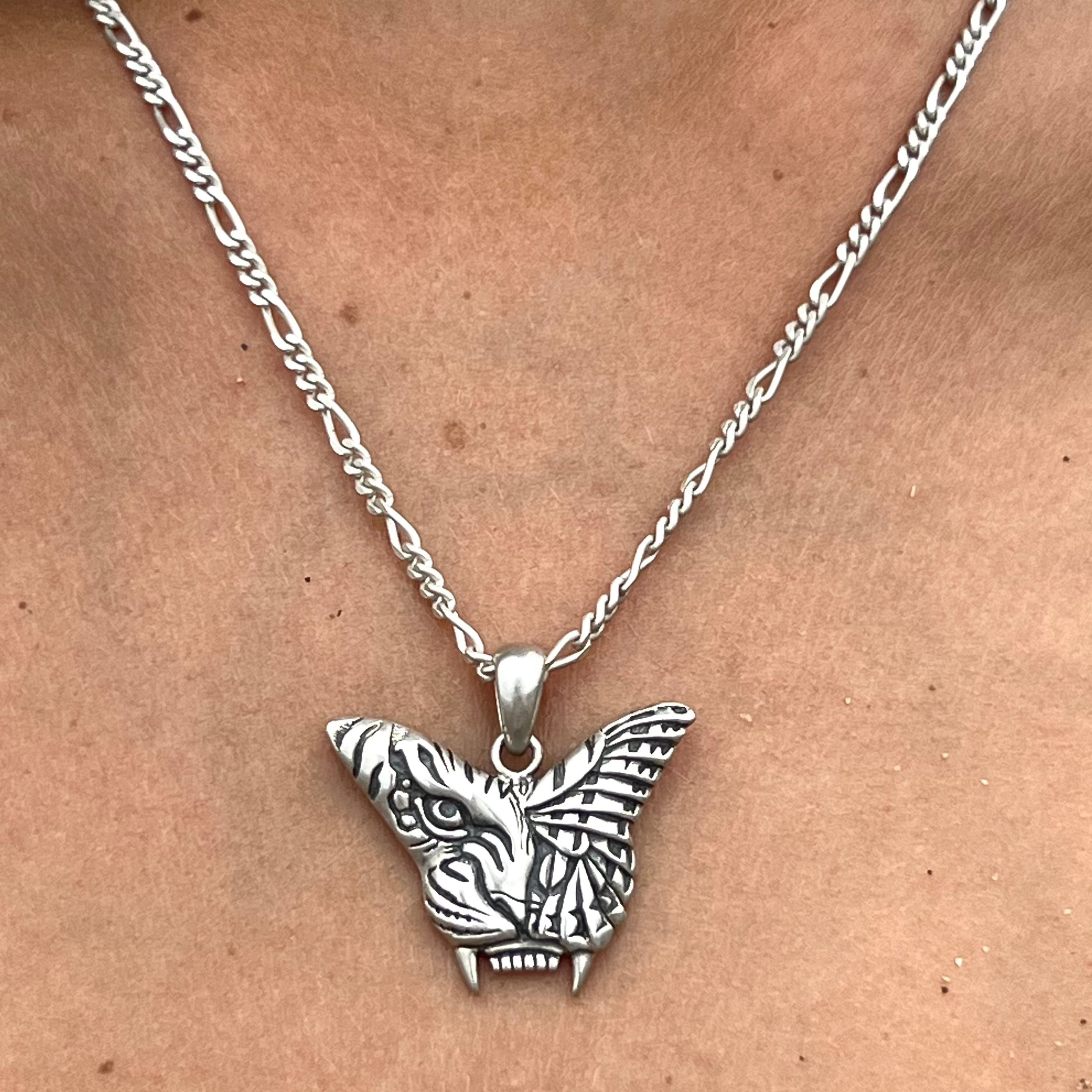 TIGER BUTTERFLY NECKLACE IN SILVER