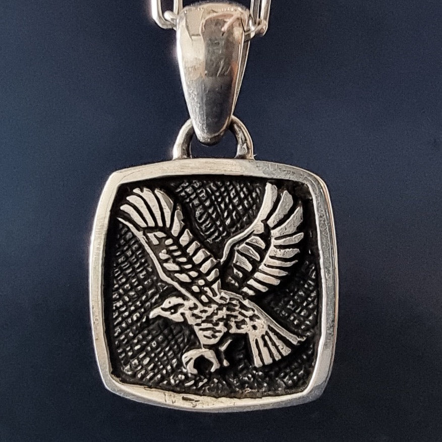 EAGLE NECKLACE IN SILVER